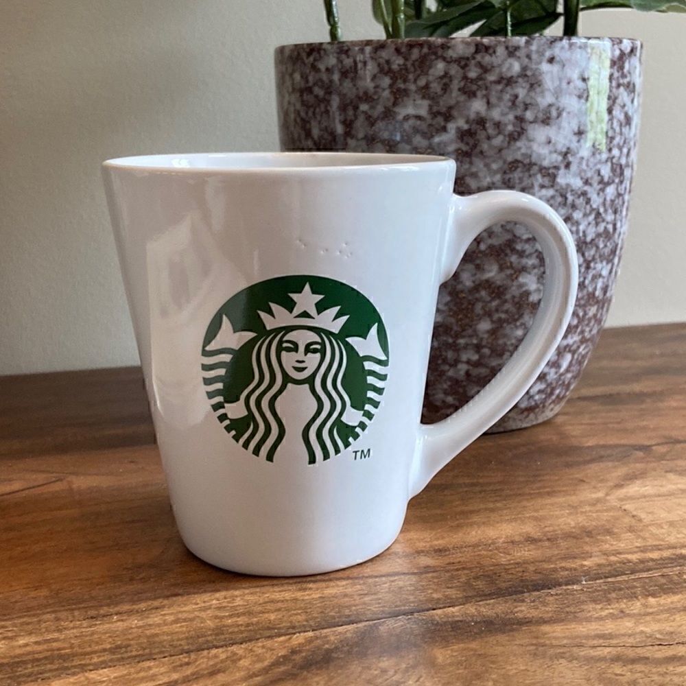 Starbucks 2012 Mug 12 ounce‎